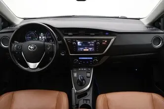 Toyota Auris, 1.8, 73 kW, hybrid, automatic, front-wheel drive