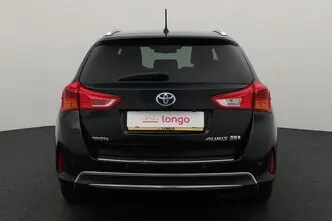 Toyota Auris, 1.8, 73 kW, hybrid, automatic, front-wheel drive