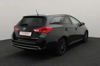 Toyota Auris, 1.8, 73 kW, hybrid, automatic, front-wheel drive