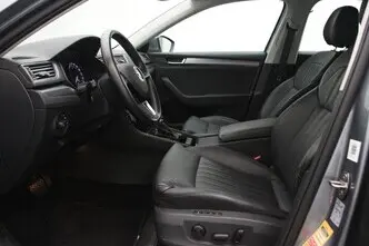 Škoda Superb, 1.8, 132 kW, bensiin, automaat, esivedu