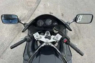 Yamaha YZF 600R, 0.6, 71 kW, bensiin, manuaal, esivedu