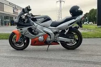 Yamaha YZF 600R, 0.6, 71 kW, bensiin, manuaal, esivedu