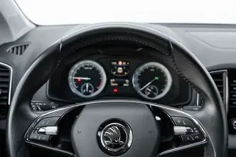 Škoda Karoq, 2.0, 110 kW, дизель, автомат, полный привод