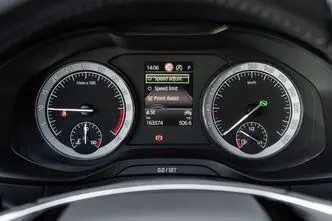 Škoda Karoq, 2.0, 110 kW, дизель, автомат, полный привод