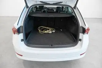Škoda Octavia, 1.4, 110 kW, подключаемый гибрид, автомат, передний привод
