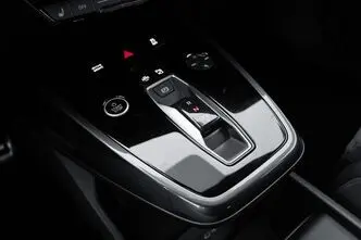 Audi Q4 e-tron, 195 kW, electric, automatic, four-wheel drive
