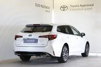 Toyota Corolla, 1.8, 72 kW, hybrid, automatic, front-wheel drive