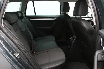 Škoda Octavia, 1.6, 85 kW, diisel, automaat, esivedu