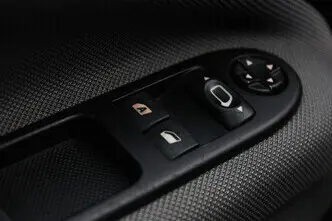 Citroën C3 Picasso, 1.6, 88 kW, бензин, механическая, передний привод