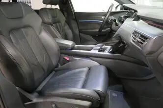 Audi e-tron, 158 kW, электричество, автомат, полный привод