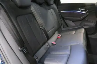 Audi e-tron, 158 kW, электричество, автомат, полный привод