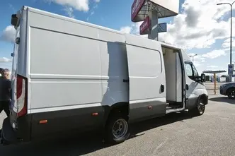 Iveco Daily, 3.0, 132 kW, diesel, manual, rear-wheel drive