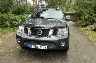 Nissan Navara, 3.0, 170 kW, diesel, automatic, four-wheel drive