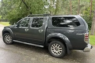 Nissan Navara, 3.0, 170 kW, diesel, automatic, four-wheel drive