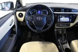 Toyota Corolla, 1.6, 97 kW, бензин, автомат, передний привод