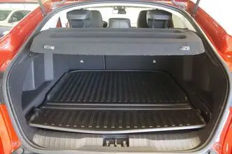 Renault Arkana, 1.6, 69 kW, гибрид, автомат, передний привод