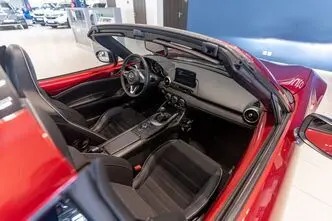 Mazda MX-5, 2.0, 135 kW, бензин, механическая, задний привод