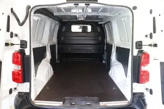 Toyota Proace, 2.0, 106 kW, дизель, механическая, передний привод