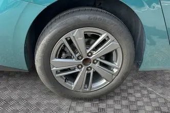 Peugeot 308, 1.2, 96 kW, бензин, автомат, передний привод