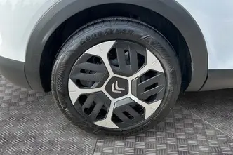 Citroën C4, 1.2, 74 kW, бензин, механическая, передний привод