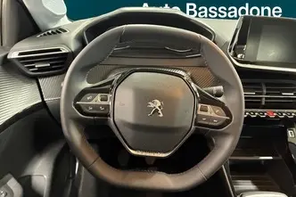 Peugeot 208, 1.2, 55 kW, бензин, механическая, передний привод