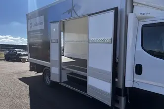 Iveco Daily, 3.0, 129 kW, дизель, механическая, задний привод
