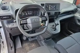 Toyota Proace City, 1.5, 75 kW, дизель, механическая, передний привод