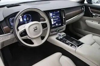 Volvo V90, 2.0, 223 kW, plug-in hybrid, automatic, front-wheel drive