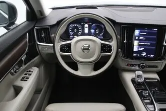 Volvo V90, 2.0, 223 kW, plug-in hybrid, automatic, front-wheel drive