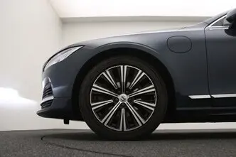 Volvo V90, 2.0, 223 kW, plug-in hybrid, automatic, front-wheel drive