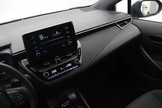 Toyota Corolla, 1.8, 72 kW, hybrid, automatic, front-wheel drive