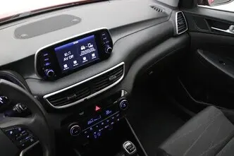 Hyundai Tucson, 1.6, 97 kW, petrol, manual, front-wheel drive