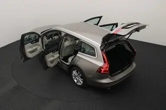 Volvo V60, 2.0, 145 kW, hybrid, automatic, front-wheel drive