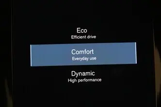 Volvo V60, 2.0, 145 kW, hybrid, automatic, front-wheel drive