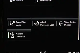 Volvo V60, 2.0, 145 kW, hybrid, automatic, front-wheel drive