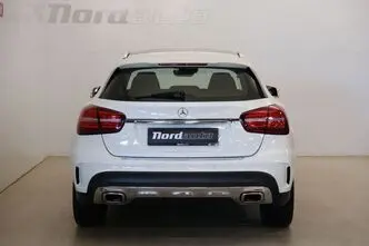 Mercedes-Benz GLA 200, 1.6, 115 kW, bensiin, automaat, esivedu