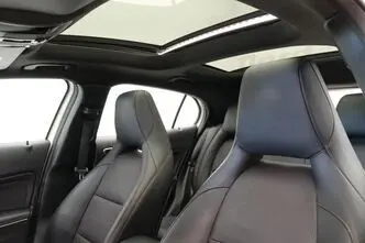 Mercedes-Benz GLA 200, 1.6, 115 kW, bensiin, automaat, esivedu