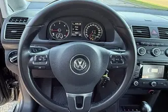 Volkswagen Touran, 1.6, 77 kW, дизель, автомат, передний привод