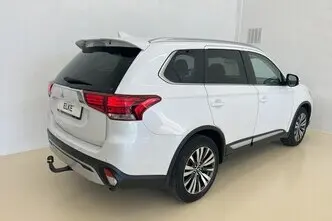 Mitsubishi Outlander, 2.0, 110 kW, petrol, automatic, four-wheel drive