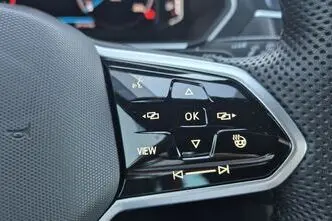 Volkswagen Tiguan, 1.5, 110 kW, бензин, автомат, передний привод
