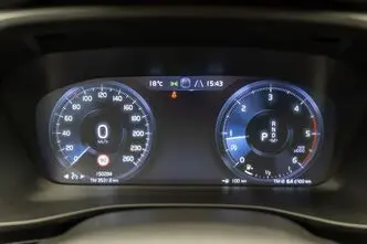 Volvo XC40, 2.0, 110 kW, бензин, автомат, передний привод