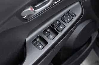 Hyundai Kona, 150 kW, электричество, автомат, передний привод
