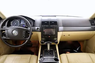 Volkswagen Touareg, 3.0, 224 kW, дизель, автомат, полный привод