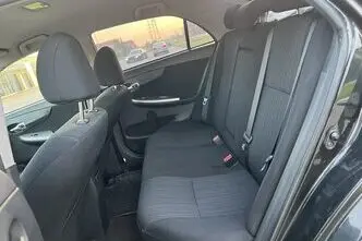 Toyota Corolla, 1.6, 91 kW, бензин, механическая, передний привод