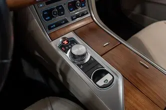Jaguar XF, 2.2, 147 kW, дизель, автомат, задний привод