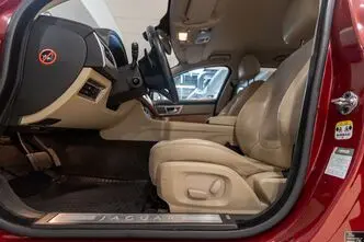 Jaguar XF, 2.2, 147 kW, дизель, автомат, задний привод