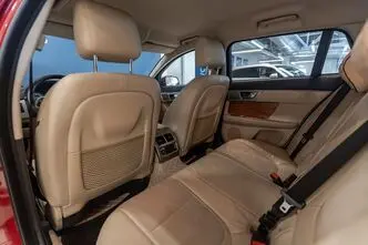 Jaguar XF, 2.2, 147 kW, дизель, автомат, задний привод