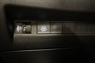 Peugeot 2008, электричество, автомат, передний привод