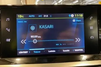 Peugeot 2008, электричество, автомат, передний привод