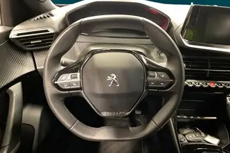 Peugeot 2008, электричество, автомат, передний привод